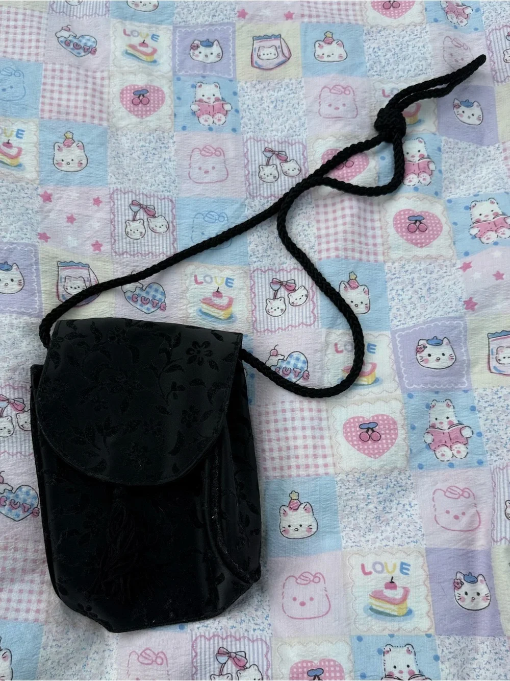 Vintage Black Floral Embroidered Mini Crossbody Bag tassel
